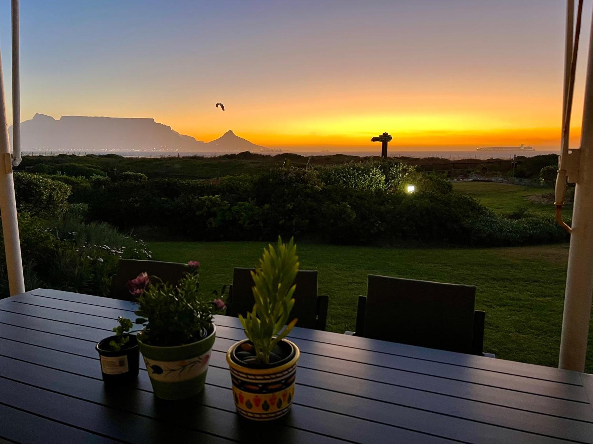 4-bedroom At Dolphin Apartment Cape Town