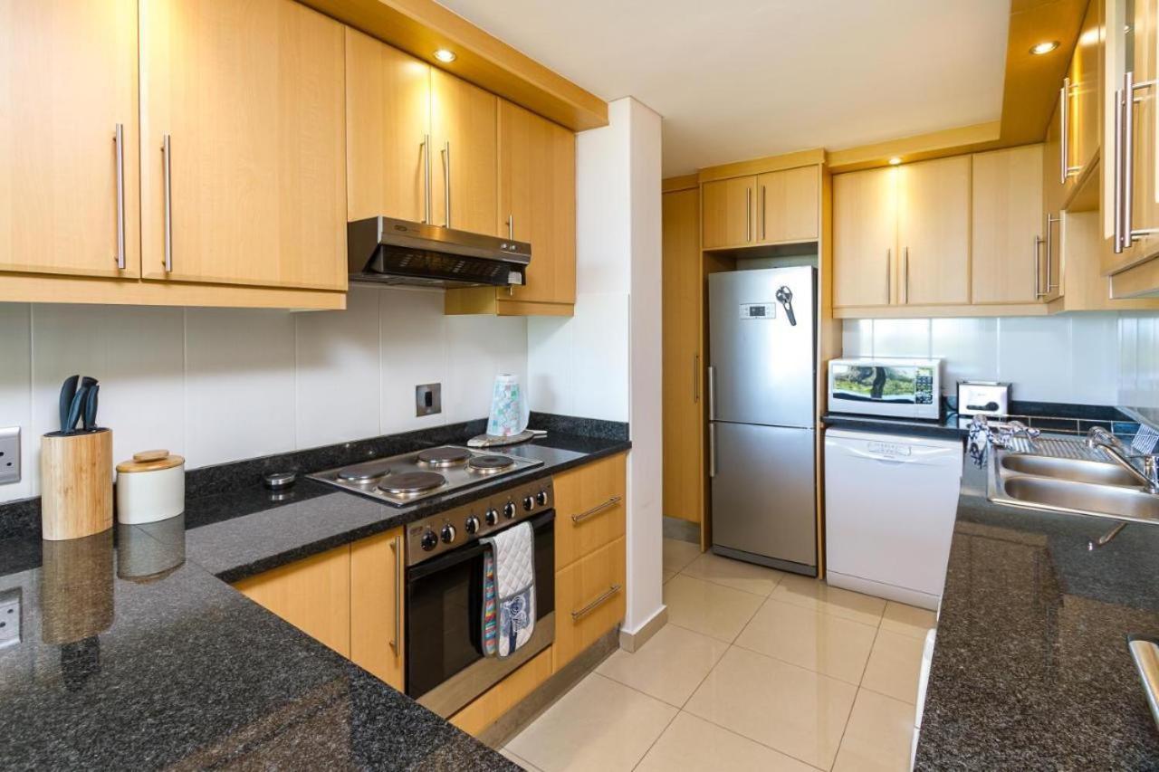 Apartment 4-bedroom At Dolphin